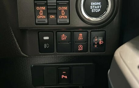 Toyota Roomy I, 2020 год, 1 650 000 рублей, 15 фотография