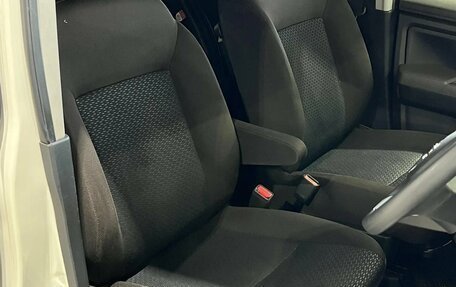 Toyota Roomy I, 2020 год, 1 650 000 рублей, 19 фотография