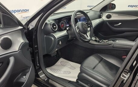 Mercedes-Benz E-Класс, 2019 год, 4 700 000 рублей, 7 фотография