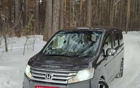 Honda Stepwgn IV, 2012 год, 1 400 000 рублей, 1 фотография