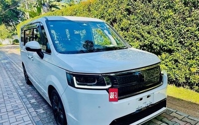 Honda Stepwgn, 2023 год, 2 500 000 рублей, 1 фотография