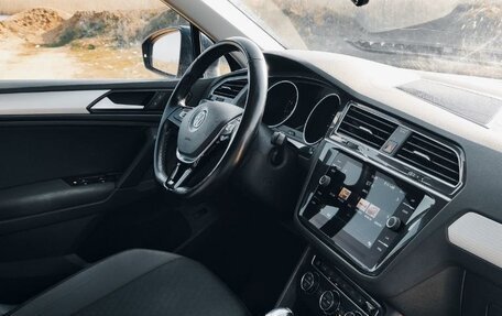 Volkswagen Tiguan II, 2020 год, 2 599 999 рублей, 6 фотография