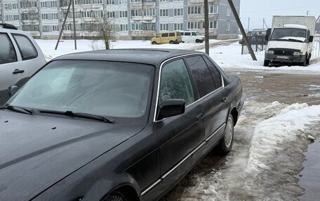 BMW 7 серия, 1987 год, 270 000 рублей, 3 фотография