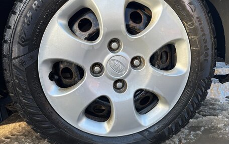 KIA Cerato I, 2007 год, 380 000 рублей, 3 фотография