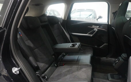 BMW X1, 2025 год, 5 990 000 рублей, 10 фотография