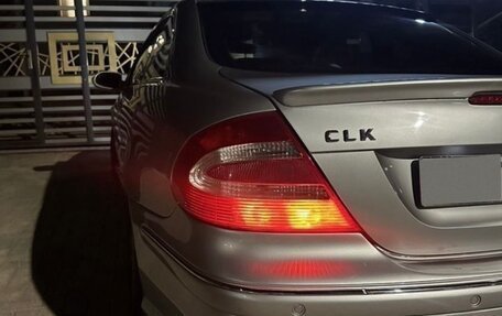 Mercedes-Benz CLK-Класс, 2003 год, 750 000 рублей, 2 фотография