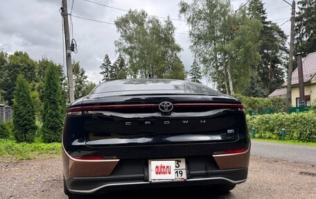 Toyota Crown, 2022 год, 4 980 000 рублей, 17 фотография