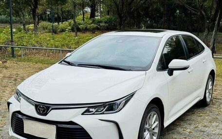 Toyota Corolla, 2025 год, 2 300 000 рублей, 5 фотография