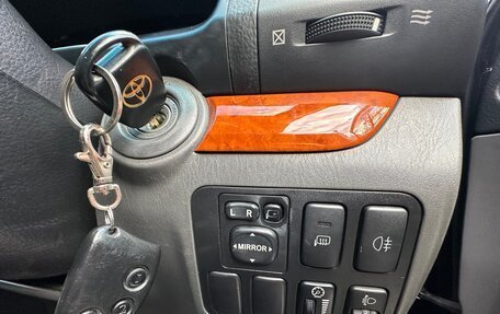 Toyota Land Cruiser Prado 120 рестайлинг, 2006 год, 2 500 000 рублей, 6 фотография