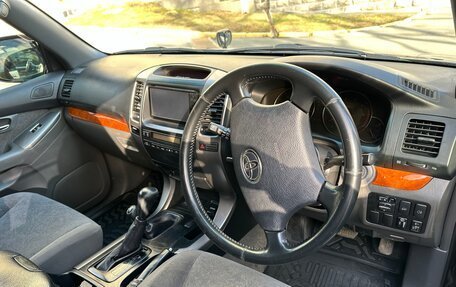 Toyota Land Cruiser Prado 120 рестайлинг, 2006 год, 2 500 000 рублей, 4 фотография