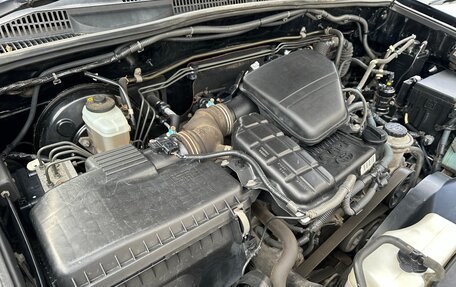 Toyota Land Cruiser Prado 120 рестайлинг, 2006 год, 2 500 000 рублей, 14 фотография