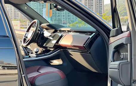 Land Rover Range Rover Sport, 2025 год, 15 854 555 рублей, 13 фотография