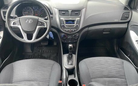 Hyundai Solaris II рестайлинг, 2015 год, 935 000 рублей, 14 фотография