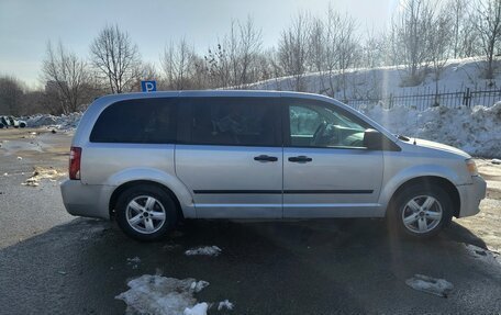 Dodge Caravan V, 2007 год, 740 000 рублей, 4 фотография