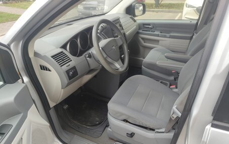 Dodge Caravan V, 2007 год, 740 000 рублей, 11 фотография