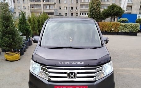 Honda Stepwgn IV, 2012 год, 1 400 000 рублей, 4 фотография