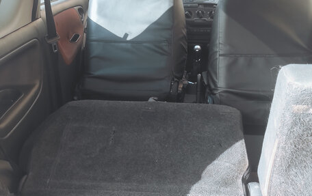 Toyota Yaris I рестайлинг, 2005 год, 289 900 рублей, 9 фотография