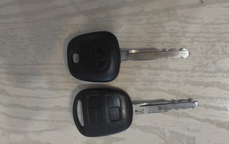 Toyota Yaris I рестайлинг, 2005 год, 289 900 рублей, 18 фотография