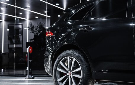 Jaguar F-Pace, 2016 год, 3 400 000 рублей, 14 фотография