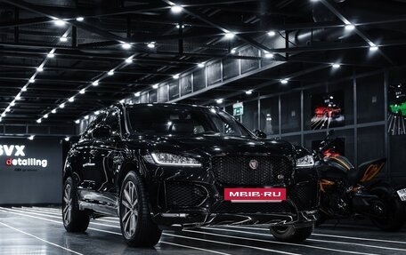 Jaguar F-Pace, 2016 год, 3 400 000 рублей, 18 фотография