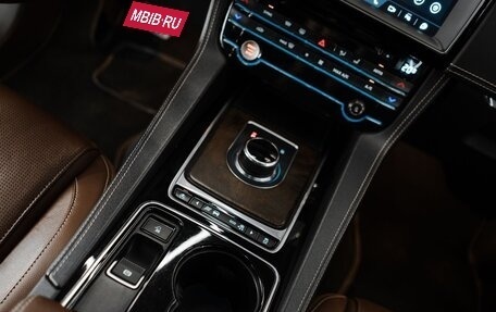 Jaguar F-Pace, 2016 год, 3 400 000 рублей, 35 фотография