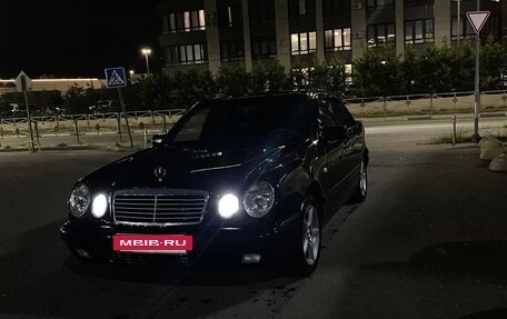 Mercedes-Benz E-Класс, 1995 год, 450 000 рублей, 9 фотография