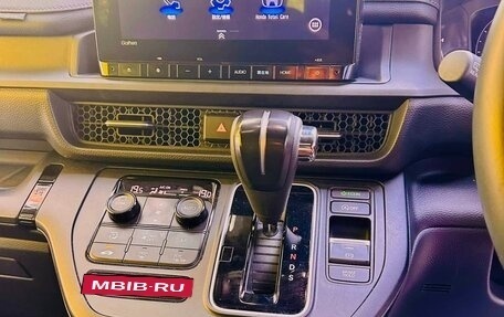 Honda Stepwgn, 2023 год, 2 500 000 рублей, 6 фотография