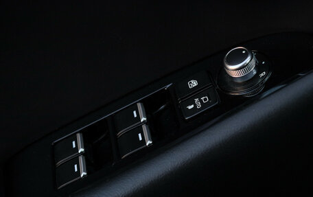 Mazda 6, 2019 год, 2 440 000 рублей, 19 фотография