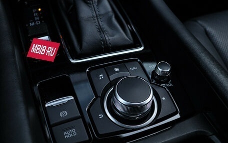 Mazda 6, 2019 год, 2 440 000 рублей, 18 фотография