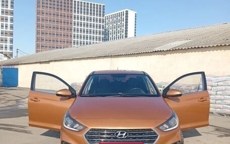 Hyundai Solaris II рестайлинг, 2018 год, 1 450 000 рублей, 1 фотография