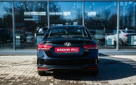 Hyundai Solaris II рестайлинг, 2021 год, 1 650 000 рублей, 4 фотография