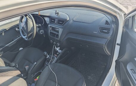 KIA Rio III рестайлинг, 2016 год, 850 000 рублей, 4 фотография