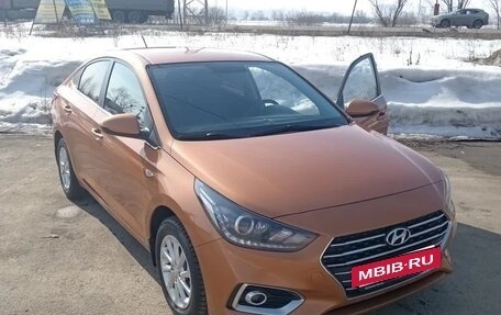 Hyundai Solaris II рестайлинг, 2018 год, 1 450 000 рублей, 8 фотография