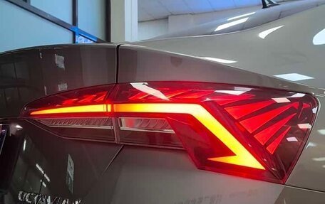 Skoda Octavia IV, 2022 год, 2 050 000 рублей, 11 фотография