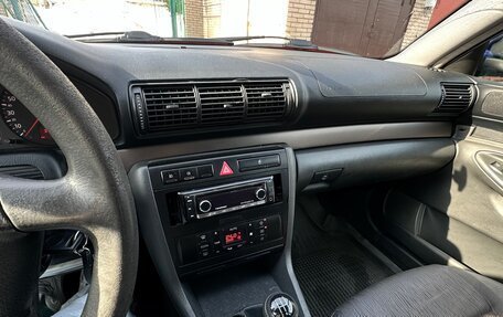 Audi A4, 1999 год, 320 000 рублей, 16 фотография