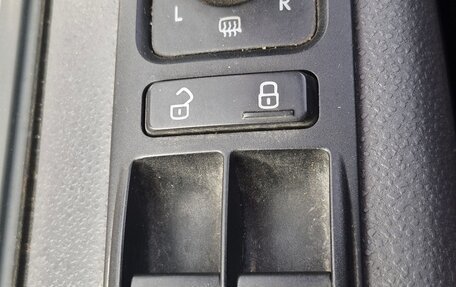 Volkswagen Caravelle T5, 2012 год, 2 300 000 рублей, 9 фотография