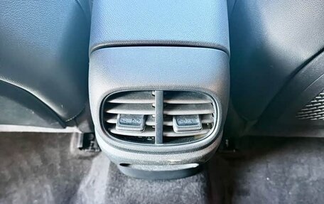 Hyundai Elantra, 2023 год, 1 850 000 рублей, 21 фотография