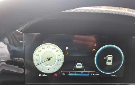 Hyundai Elantra, 2023 год, 1 800 000 рублей, 9 фотография