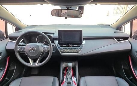 Toyota Corolla, 2022 год, 1 290 000 рублей, 5 фотография