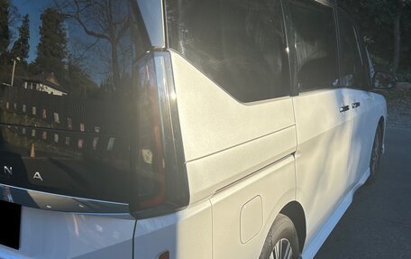 Nissan Serena, 2023 год, 2 750 000 рублей, 8 фотография