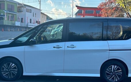 Nissan Serena, 2023 год, 2 750 000 рублей, 7 фотография