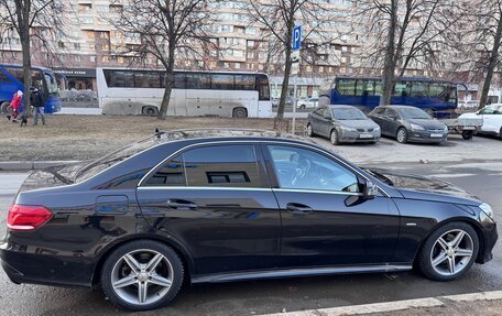 Mercedes-Benz E-Класс, 2015 год, 1 900 000 рублей, 1 фотография