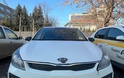 KIA Rio IV, 2018 год, 605 000 рублей, 1 фотография