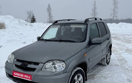 Chevrolet Niva I рестайлинг, 2010 год, 385 000 рублей, 1 фотография