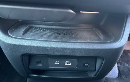 Nissan Serena, 2023 год, 2 750 000 рублей, 21 фотография