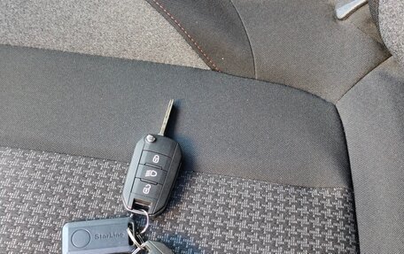 Peugeot 3008 II, 2020 год, 1 700 000 рублей, 7 фотография