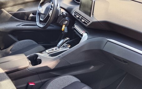 Peugeot 3008 II, 2020 год, 1 700 000 рублей, 6 фотография