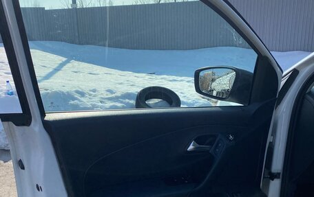 Volkswagen Polo VI (EU Market), 2018 год, 1 300 000 рублей, 7 фотография