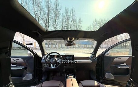 Mercedes-Benz GLB, 2022 год, 3 150 000 рублей, 11 фотография