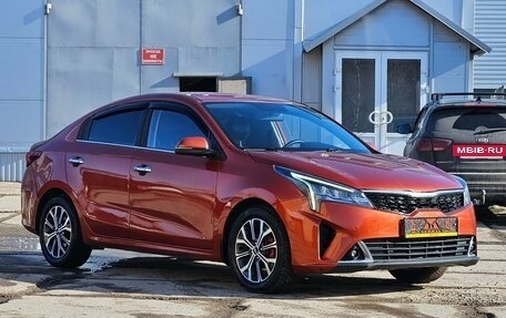 KIA Rio IV, 2021 год, 1 370 000 рублей, 3 фотография